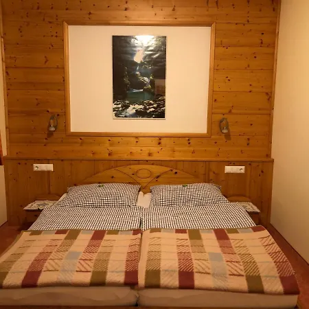 Ferienwohnung Staltner 아파트 *